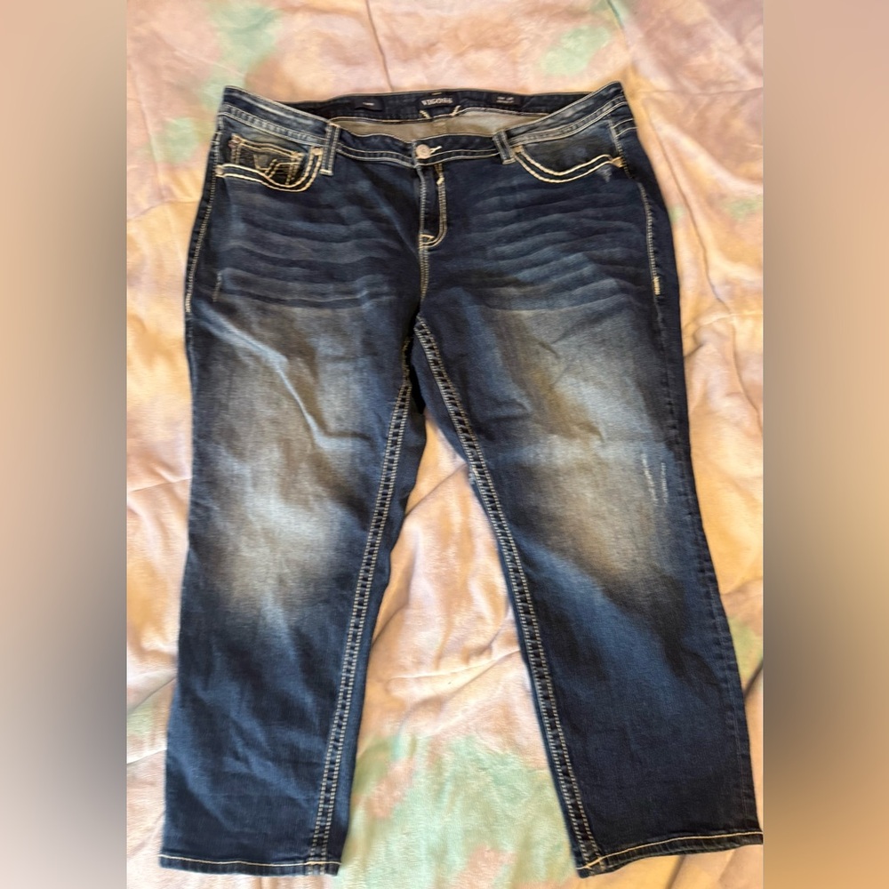 Vigoss Cropped Capri Skinny Jeans in Dark Blue Wash size 24 length 25